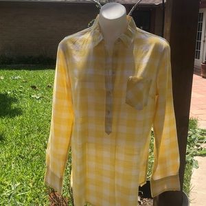 Yellow squared shirt